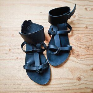 ►2/$15 Deal◄ Ankle cuff Sandals Greek leather size 6